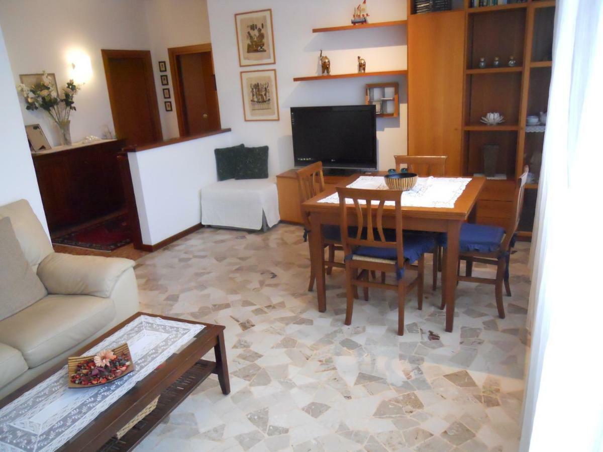 Appartamento Elisabetta Lido di Venezia Exterior foto
